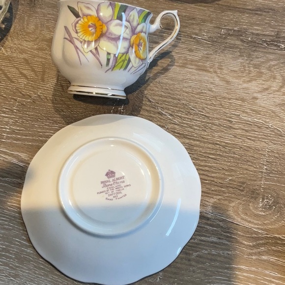 Royal Albert Footed Demitasse Flower of the Month “Daffodil” #3 Tea Cup & Saucer - Picture 3 of 4